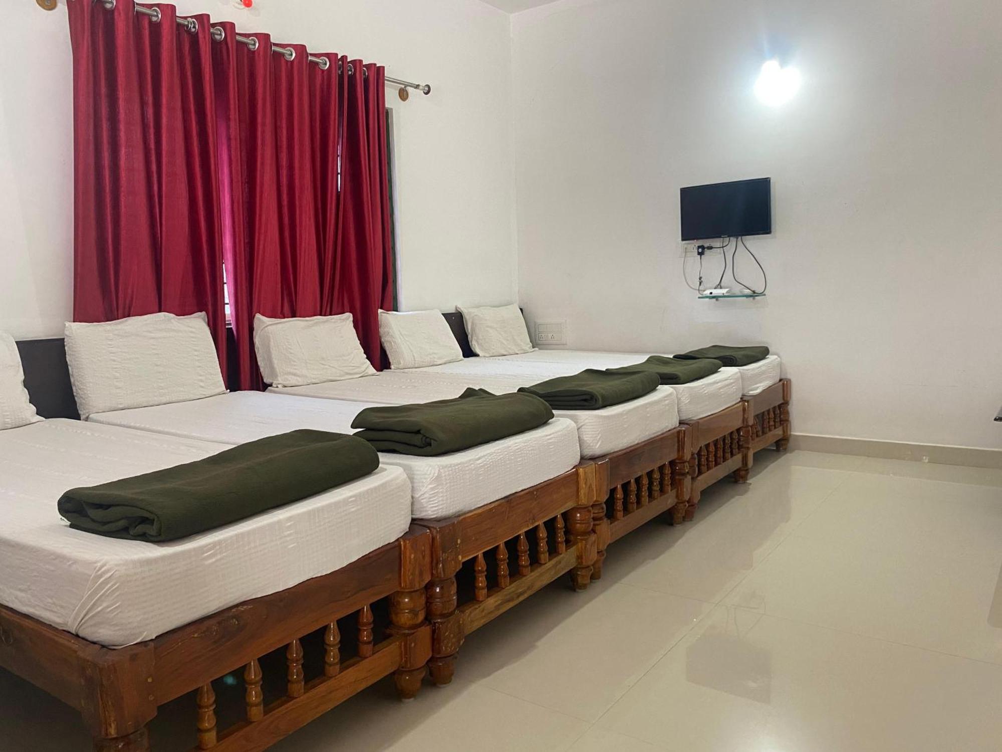 Homestay Bougain *